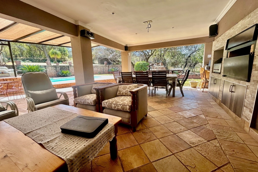 6 Bedroom Property for Sale in Melodie North West